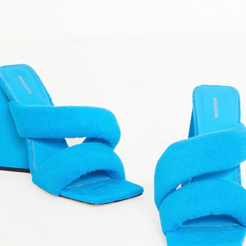 Pretty Little Things New Blue Double Strap Triangle Heeled Mules Women’s Size 6